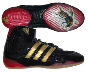 SKOR - Brottning - Adidas Tyrint 08 Brottarsko, Svart/Guld/Röd, 47 1/3