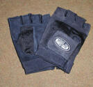 Traininggloves in leather/mesh